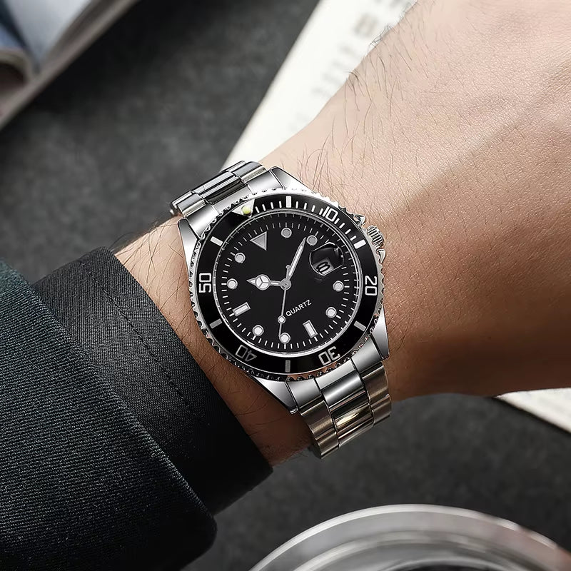 Quartz Movement No Logo 40Mm Rotating Bezel Rubber Stainless Steel Strap Watch Analog with Day Function